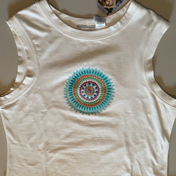 Size XL Danskin Southwest Design Sleeveless White top - Picture 7 of 8